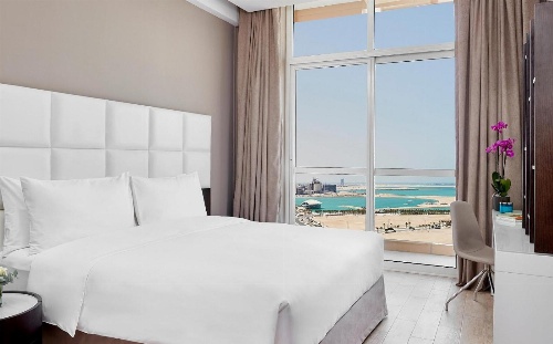 Staybridge Suites Doha Lusail image 1