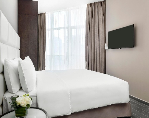 Staybridge Suites Doha Lusail image 4